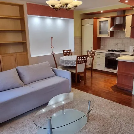 Apartment Chrobrego 19a - Self Check-in 20h - Parking Olawa