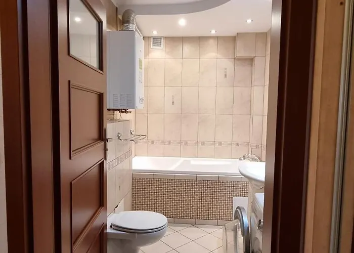 Chrobrego 19a - Self Check-in 20h - Parking